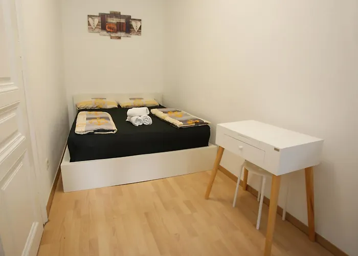 City Elegance Central Gem With Free Parking And Fast Internet 250 Mbits